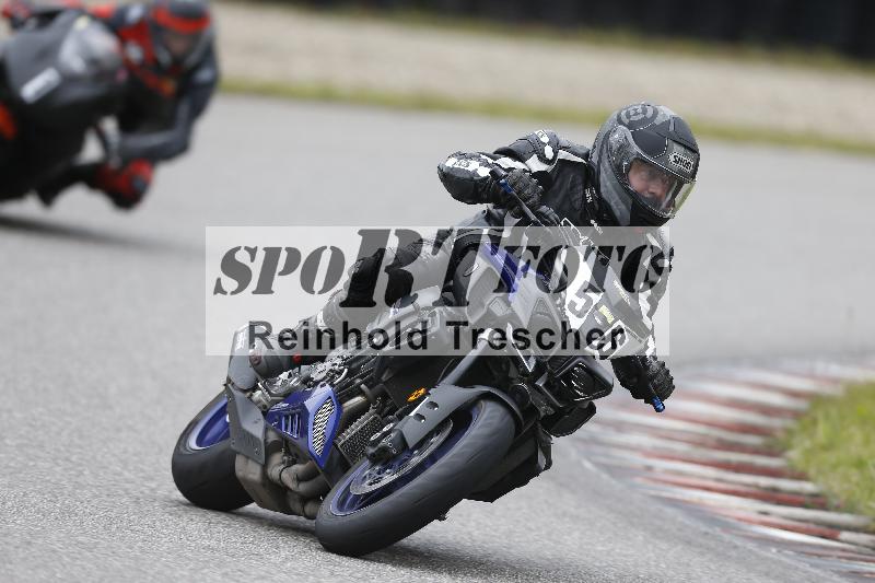 /Archiv-2024/13 22.04.2024 Plüss Moto Sport ADR/Einsteiger/56-1